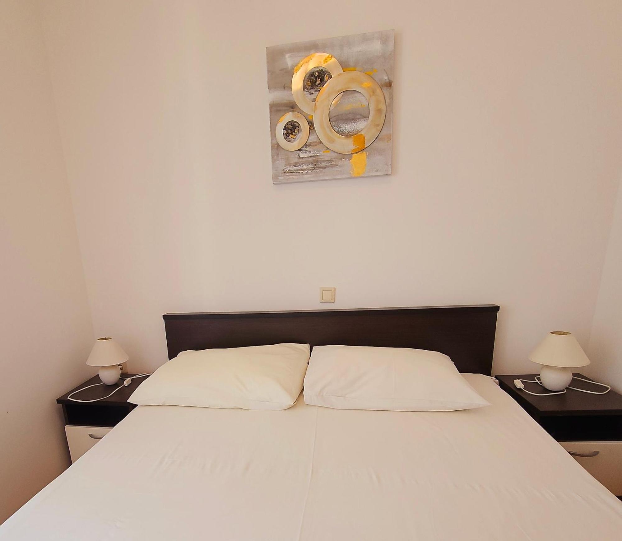 Tiha Sea Apartament *